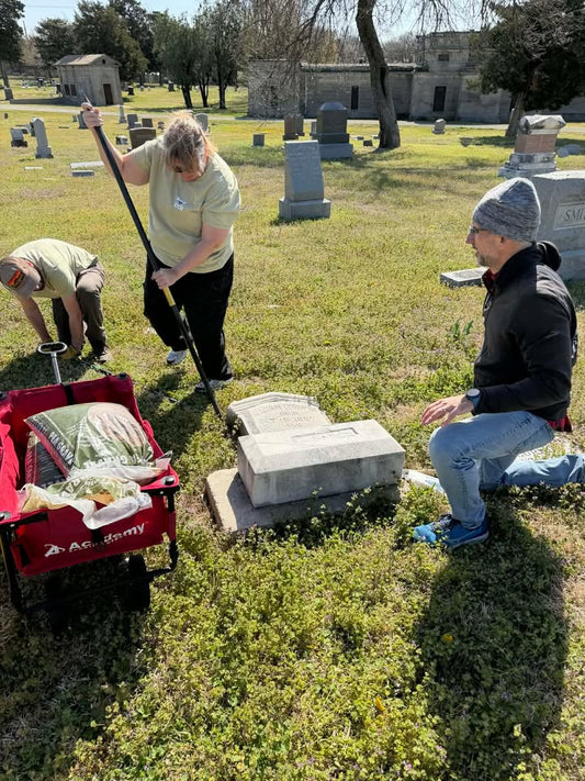 Friends of the Wichita Pioneers Highland Cemetery Preservation Tour